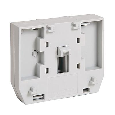 Interlock, Mechanical interlock only, without auxiliary contacts. Use with 100-E09...100-E38 (3 -Pole) and 100-E09*400...100-E38*400 Contactors.